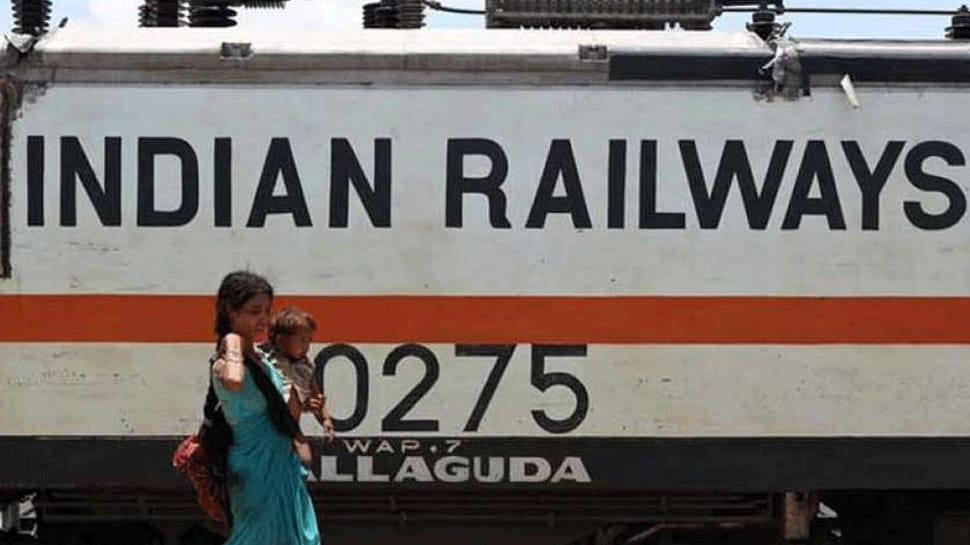 ராஜ்தானி எக்ஸ்பிரஸ் முன்பதிவு காலத்தை 7 நாட்களில் இருந்து 30 நாட்களாக அதிகரிக்க முடிவு ராஜ்தானி எக்ஸ்பிரஸ் முன்பதிவு காலத்தை 7 நாட்களில் இருந்து 30 நாட்களாக அதிகரிக்க முடிவு