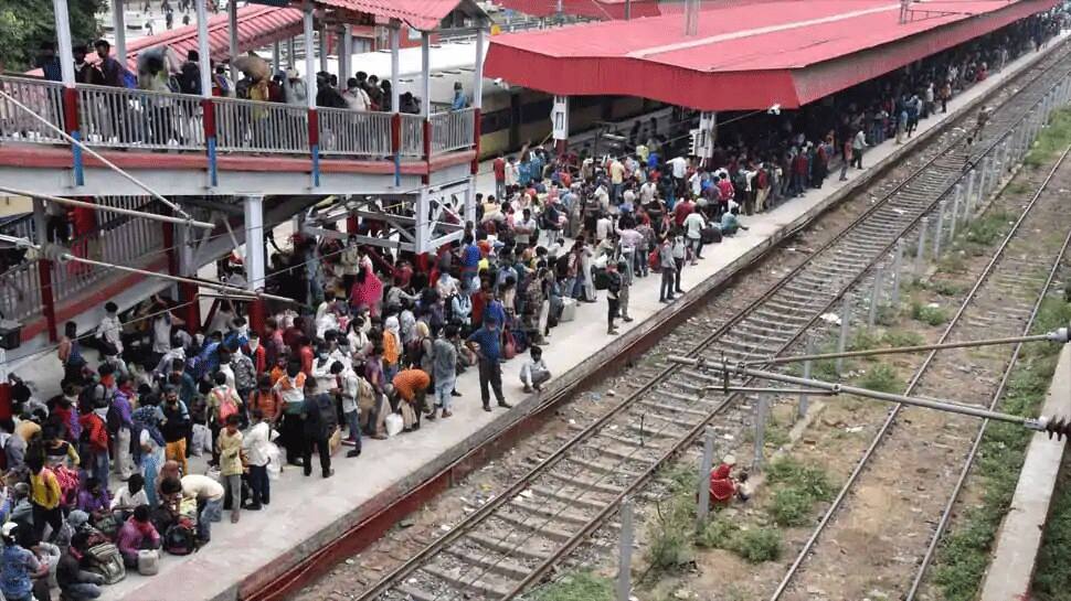 தொழிலாளர்களை ஏற்றிசென்று உ.பி.க்கு பதிலாக ஒடிசாவுக்குச் சென்ற ஷ்ராமிக் ரயில் தொழிலாளர்களை ஏற்றிசென்று உ.பி.க்கு பதிலாக ஒடிசாவுக்குச் சென்ற ஷ்ராமிக் ரயில்