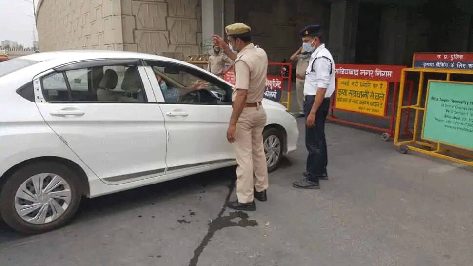 கொரோனா வைரஸ் தொற்று அதிகரித்த நிலையில் காஜியாபாத் டெல்லி எல்லைகள் சீல் கொரோனா வைரஸ் தொற்று அதிகரித்த நிலையில் காஜியாபாத் டெல்லி எல்லைகள் சீல்
