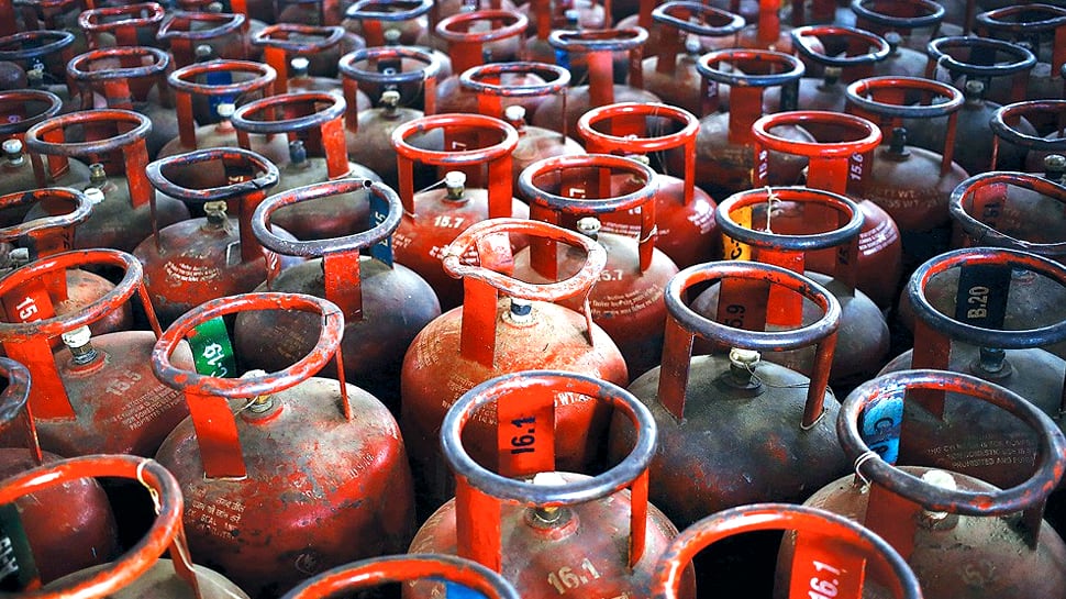 LPG மானியம் வங்கிக் கணக்கில் ஏரியுள்ளதா என்பதை மொபைல் மூலம் அறியலாம்... LPG மானியம் வங்கிக் கணக்கில் ஏரியுள்ளதா என்பதை மொபைல் மூலம் அறியலாம்...