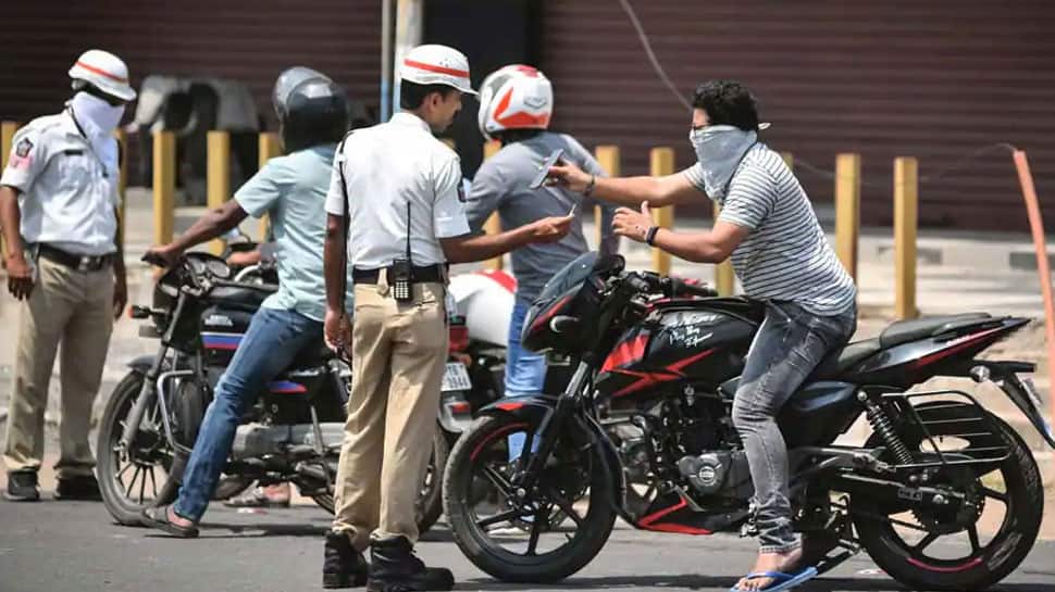அதிகரித்து வரும் கொரோனா தொற்றை கட்டுப்படுத்த மேலும் ஒரு ஊரடங்கு... அதிகரித்து வரும் கொரோனா தொற்றை கட்டுப்படுத்த மேலும் ஒரு ஊரடங்கு...