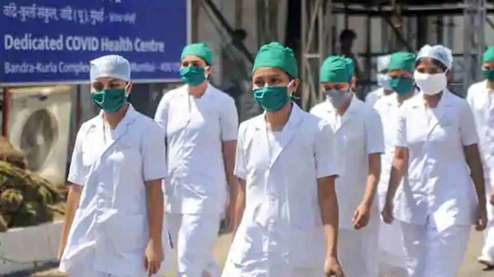 கொரோனா நெருக்கடிக்கு மத்தியில் ஊதிய உயர்வு கேட்கும் தமிழ்நாடு அரசு மருத்துவர்கள் கொரோனா நெருக்கடிக்கு மத்தியில் ஊதிய உயர்வு கேட்கும் தமிழ்நாடு அரசு மருத்துவர்கள்