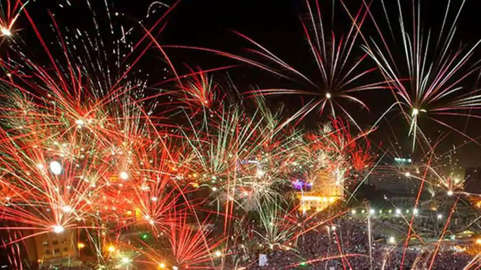 AIADMK Government announced Fireworks time in Tamil nadu தமிழகத்தில்