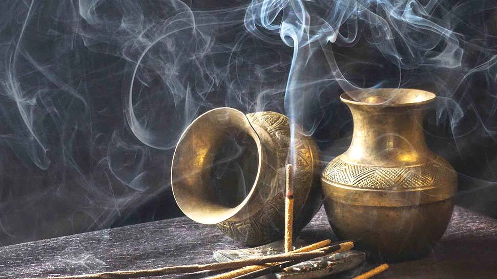 Paththi Do you know the philosophy of Incense? | ஊதுபத்தி ஏற்றுவதன் தத்துவம் ...