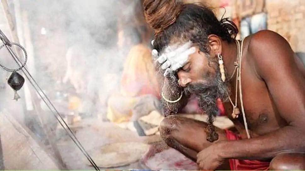 நெற்றியில் பட்டை போடுவதால் நமக்கு கிடைக்கும் நன்மைகள் என்ன? நெற்றியில் பட்டை போடுவதால் நமக்கு கிடைக்கும் நன்மைகள் என்ன?