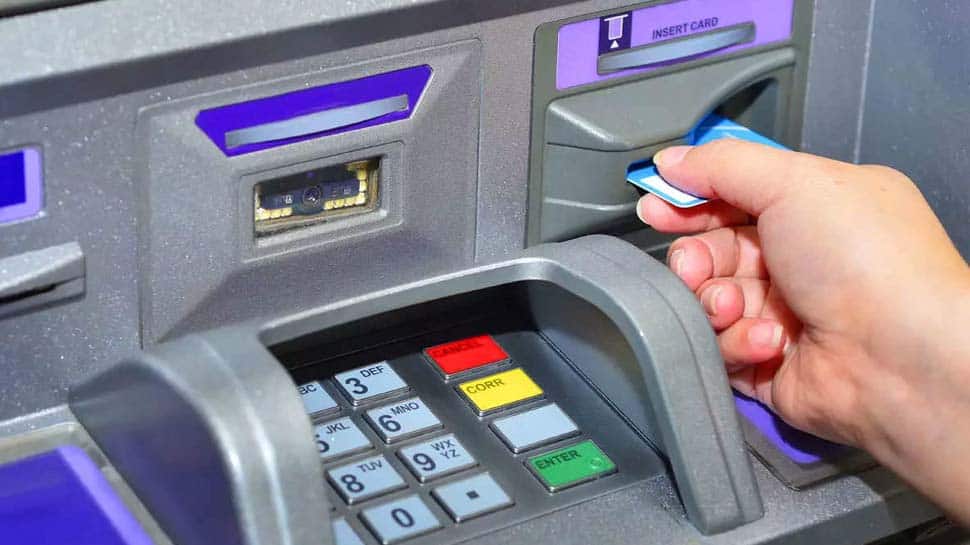 Bank Alert: பிப்ரவரி 1 முதல் Non-EMV ATM-களில் இருந்து பணம் எடுக்க முடியாது..! 