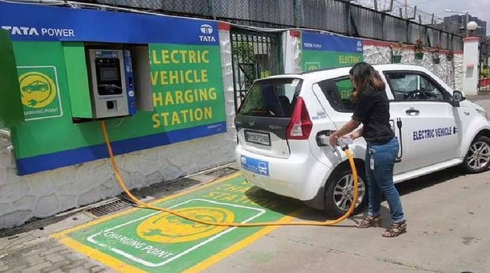 Know why should we choose electricity vehicle instead of petrol Diesel