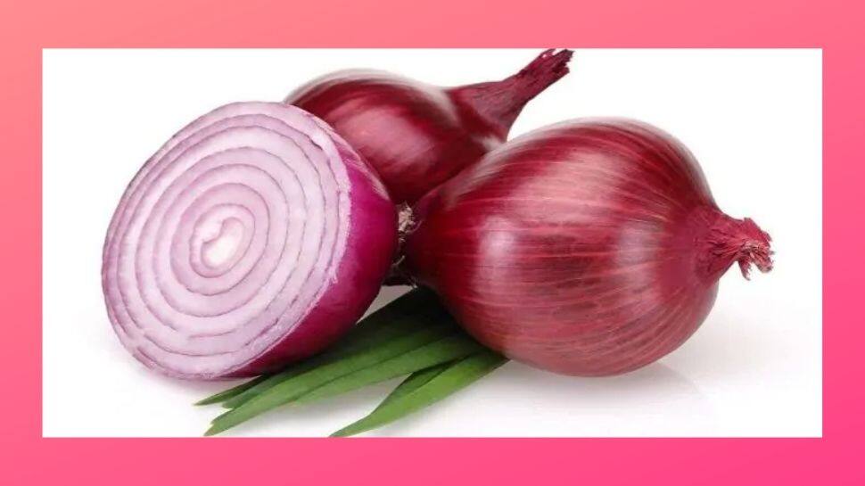 Onion control diabetes as it has lots of fiber and low Glycemic Index