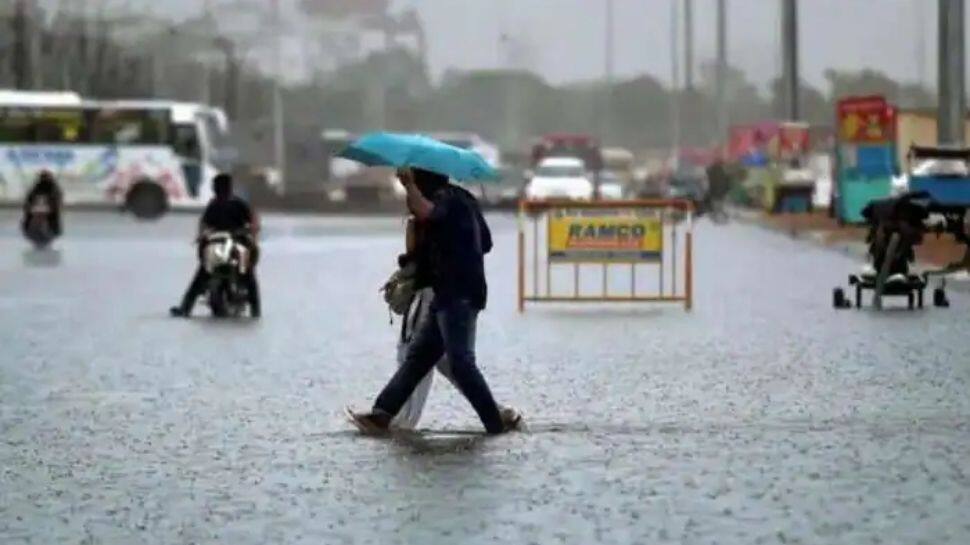 TN Weather: அடுத்த 24 மணி நேரத்திற்கு இந்த மாவட்டங்களில் இடி மின்னலுடன் கனமழை: IMD