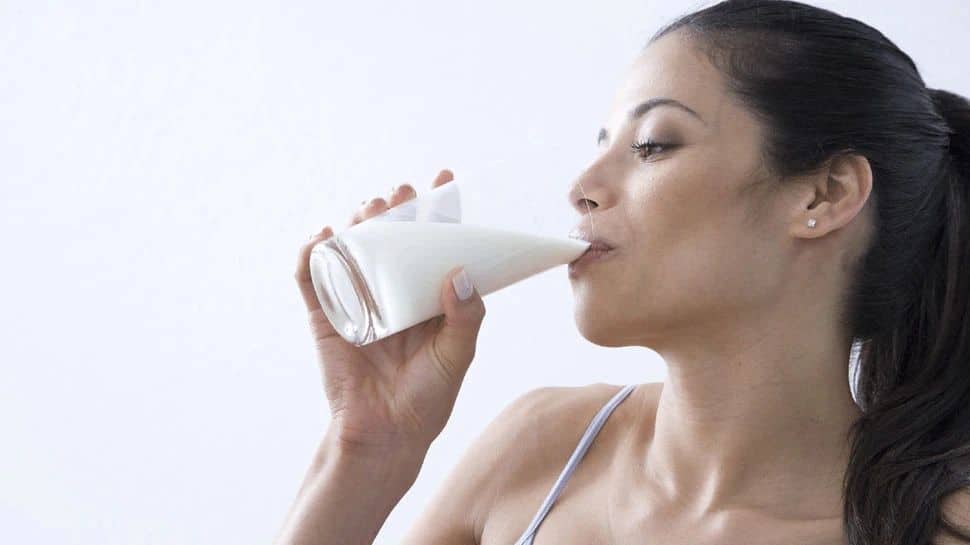 Health Tips: ‘இந்த’ உணவுகளை பாலுடன் சாப்பிடவே கூடாது; ஏன் தெரியுமா..!!