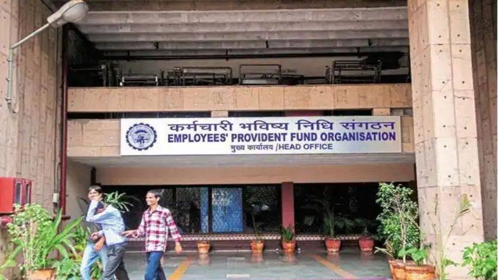 Good news for PF account holders! Know what EPFO said about 8.5% interest money | PF கணக்கில் விரைவில் 8.5% வட்டி பணம்? EPFO கூறியது என்ன..!! - Vimarsana News