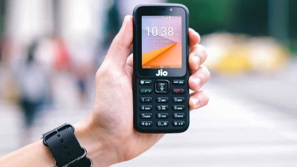 Jio gives free phone with this amazing plan check specifications features here | Jio அதிரடி: இந்த பிளானில் இலவசமாக போன் கிடைக்கும், முழு விவரம் இதோ!! - Vimarsana News