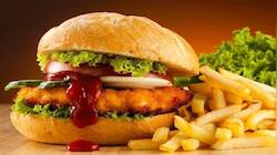 McDonald's பர்கருக்குள் இலவச இணைப்பாக தேள்; சாப்பிட்டவர் நிலை என்னாச்சு..!!