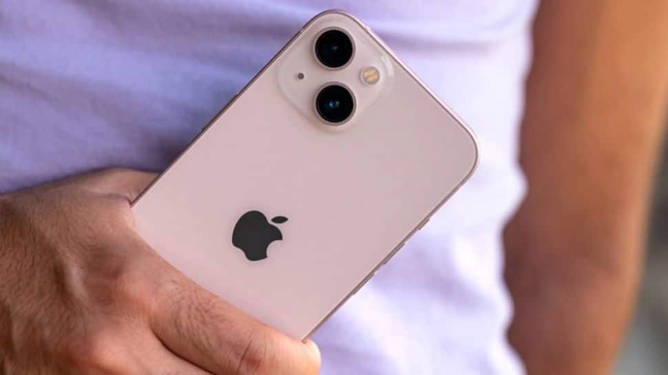  iPhone 13 மிக மலிவான விலையில்; வாய்ப்பை தவற விடாதீர்கள்..!!