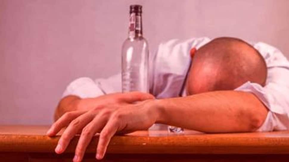 கோவை: குடிபோதையில் அலுவலகம் வந்த அரசு ஊழியர்