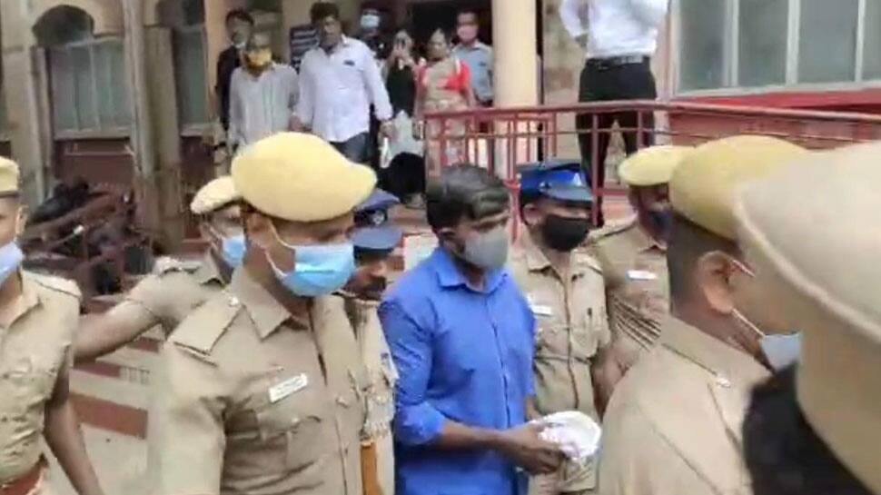 கோவை மாணவி தற்கொலை வழக்கு: கைதான ஆசிரியருக்கு 2 நாள் போலீஸ் காவல்