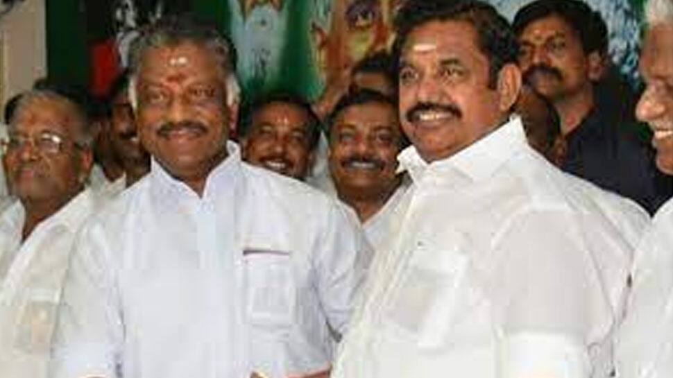 அதிமுக ஒருங்கிணைப்பாளர்கள் தேர்தல்: டிசம்பர் 7 ஆம் தேதி வாக்குப்பதிவு