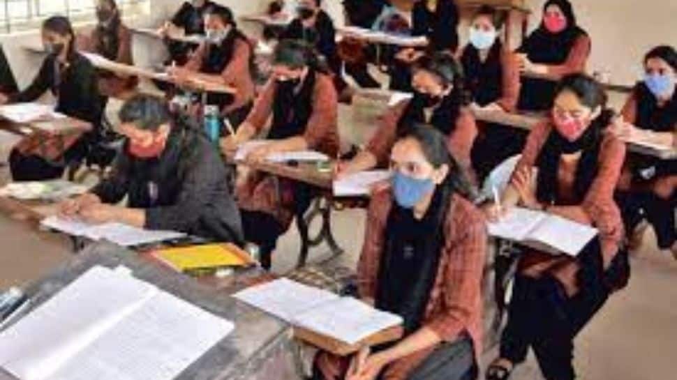 ’கல்லூரிகளில் மாணவர்களுக்கு அனுமதி இல்லை’ தமிழக அரசு உத்தரவு ஏன்?