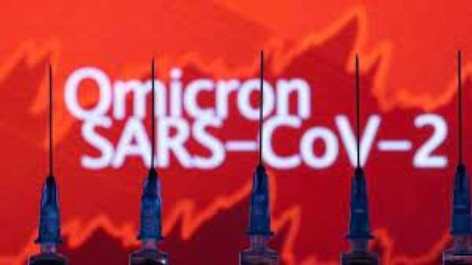 omicron: 3 முறை தடுப்பூசி போட்டுக்கொண்டவருக்கு ’ஒமிக்ரான்’