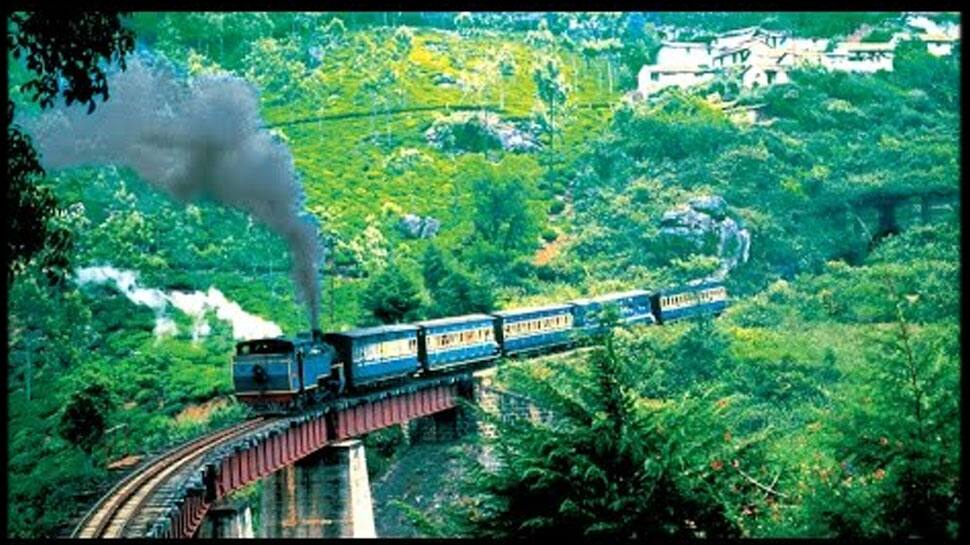 இயற்கை அழகை கண்டு ரசிக்க ஊட்டி மலை ரயில் சேவை மீண்டும் தொடக்கம்