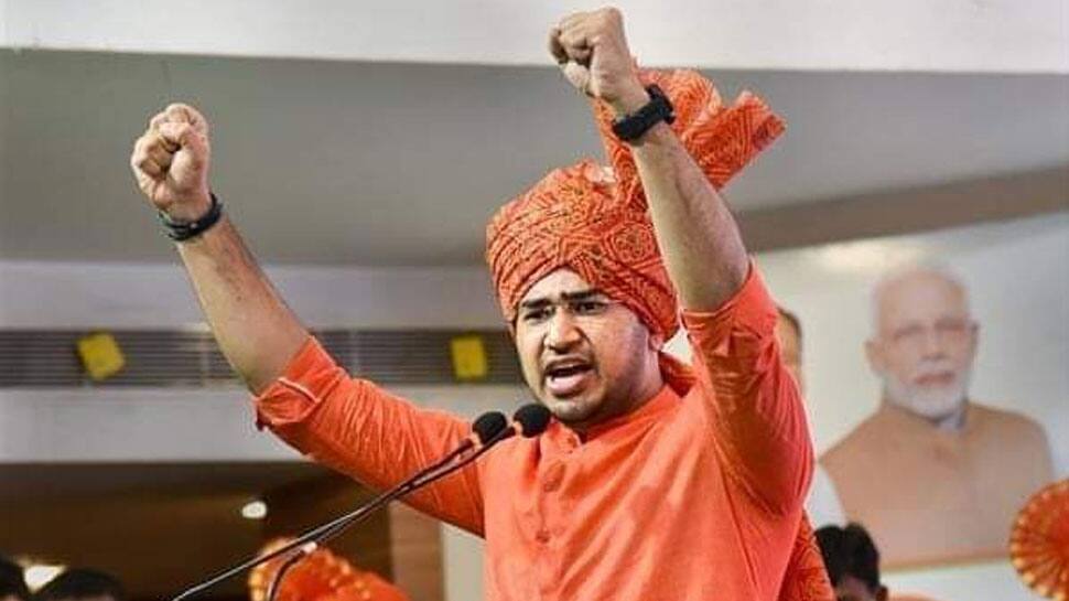 இந்து மதத்தை விட்டு வெளியேறிவர்களை மீண்டும் மதமாற்ற வேண்டும்: பாஜக எம்.பி சர்ச்சை