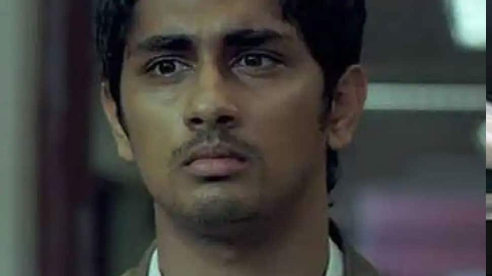 நடிகர் சித்தார்த் மீது வழக்குப் பதிய தேசிய மகளிர் ஆணையம் பரிந்துரை