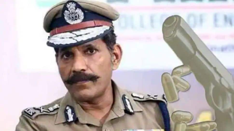 ரவுடிக்கு உதவிய காவல்துறை ஆய்வாளர்கள் பணியிட மாற்றம்: டிஜிபி சைலேந்திரபாபு அதிரடி