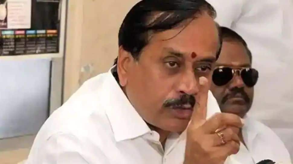 திமுகவின் செய்தித் தொடர்பாளர்களா IAS, IPS அதிகாரிகள்? எச்சரிக்கும் ஹெச்.ராஜா