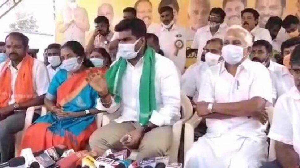தமிழகத்தில் கோவில்களை திறக்க வேண்டும் - அண்ணாமலை 