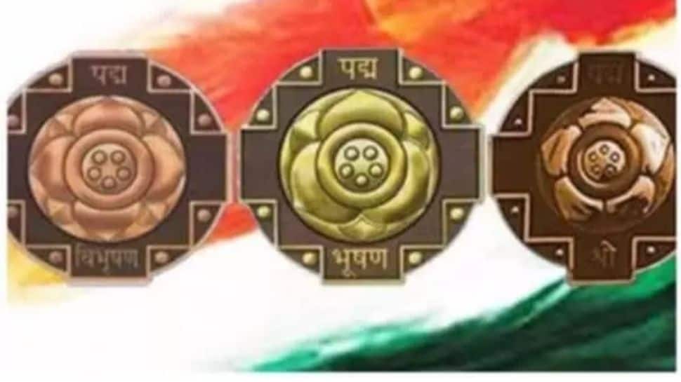 பத்ம பூஷண் விருதை ஏற்க மறுக்கும் மேற்கு வங்க முன்னாள் முதல்வர், வங்காள பாடகி!