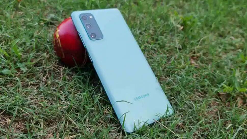 அமேசான் அட்டகாச சலுகை: சாம்சங் போனில் ரூ.50,000 தள்ளுபடி, மிஸ் செஞ்சிடாதீங்க