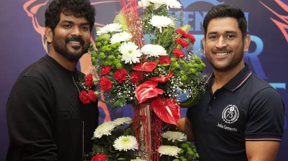 விக்னேஷ் சிவன் இயக்கத்தில் தோனி 