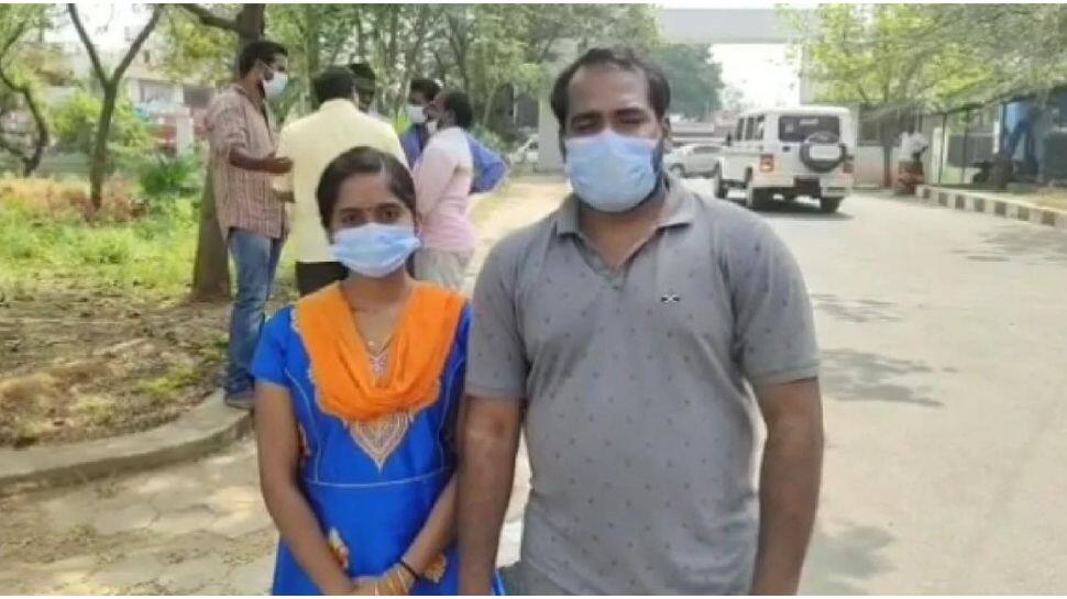 பேஸ்புக் மூலம் காதல் திருமணம்! தடையில்லா சான்று தேவையா? மணப்பெண் மனு