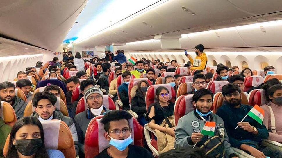 ஆபரேஷன் கங்கா! மேலும் 2 விமானங்கள் மூலம்  தாயகம்  திரும்பிய 500 இந்தியர்கள்..!!