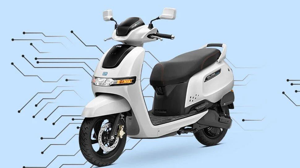 மிகக்குறைந்த EMI-ல் அசத்தலான TVS iQube மின்சார ஸ்கூட்டர்: பெட்ரோல் விலை பற்றி இனி கவலையில்லை