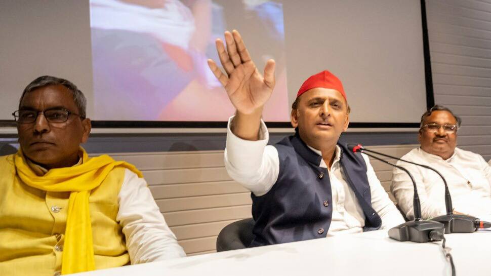 வெற்றிபெற இப்படியா செய்வது? பாஜக-வை பங்கம் செய்த அகிலேஷ் யாதவ்!