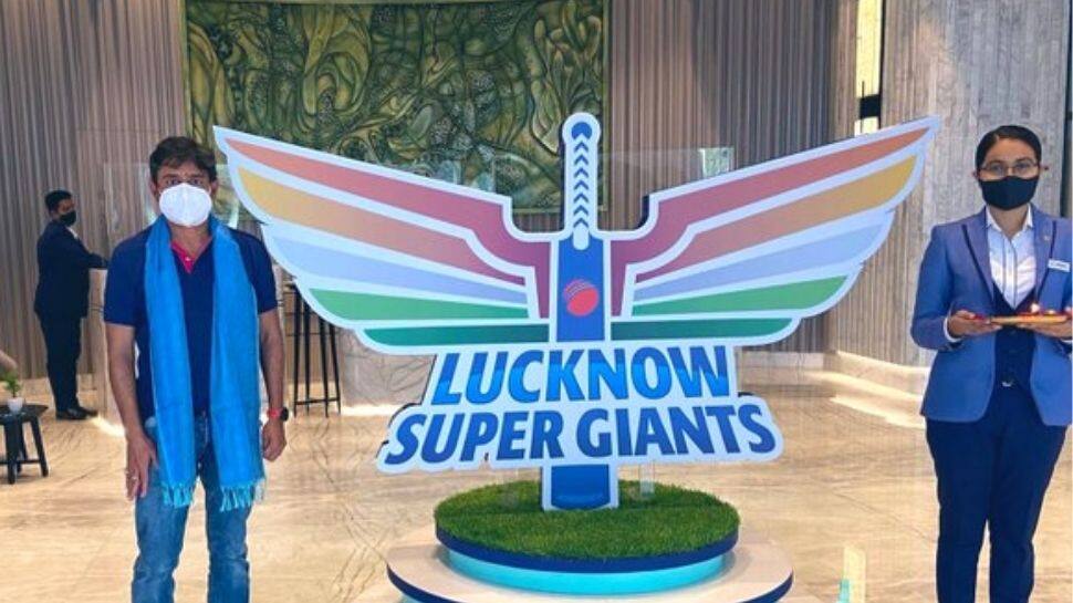 IPL2022: லக்னோ அணியில் இருந்து விலகும் வேகப்பந்து வீச்சாளர்! ஏன்?