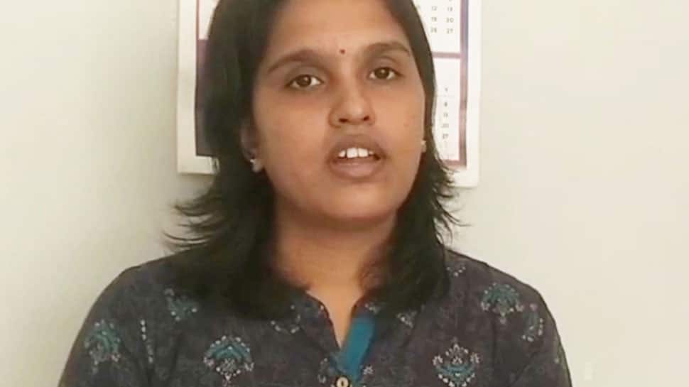 தாயை இழந்த குழந்தைக்கு தாய்ப்பால் கொடுக்கும் புரட்சிப்பெண் 