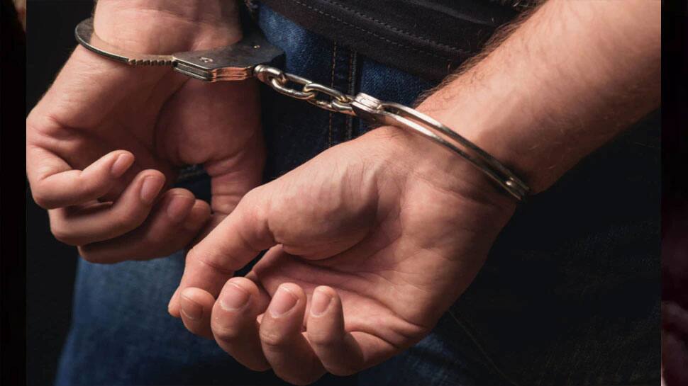 நில மோசடி வழக்கு ஒன்றில் பிரபல  நடிகரின் சகோதரர் கைது!