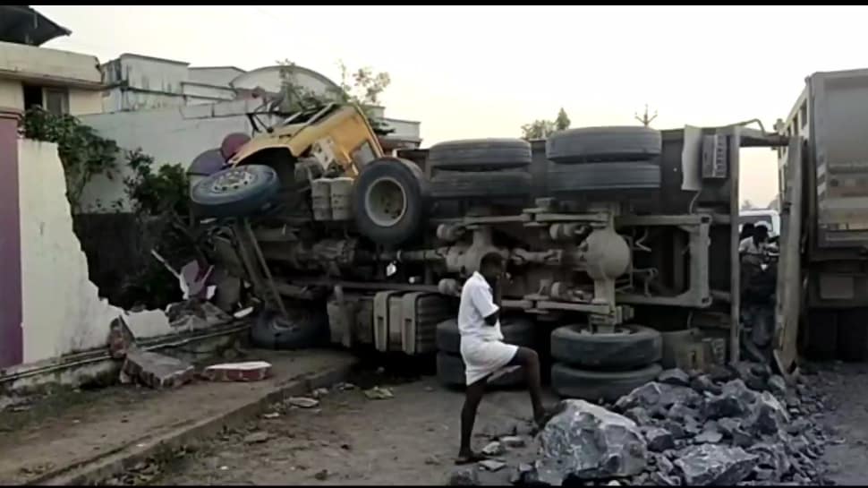 சென்னை புறநகரில் ரேஸில் ஈடுபட்ட லாரிகள் - நடந்தது என்ன ?