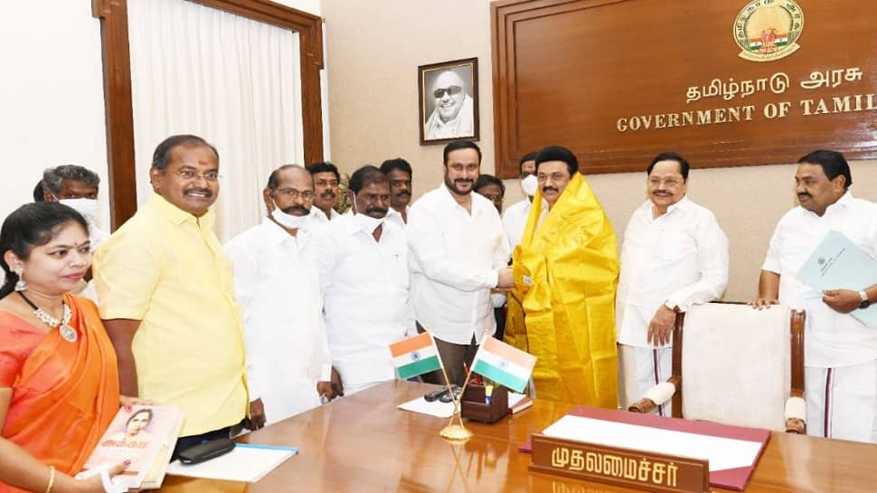 தலைமைச் செயலகத்தில் முதலமைச்சர் மு.க.ஸ்டாலினுடன் அன்புமணி சந்திப்பு!