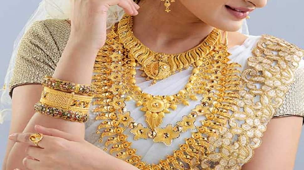 நேற்று ஒரே நாளில் இவ்வளவு தங்கம் விற்பனையா? அதிர்ச்சி ரிப்போர்ட்!