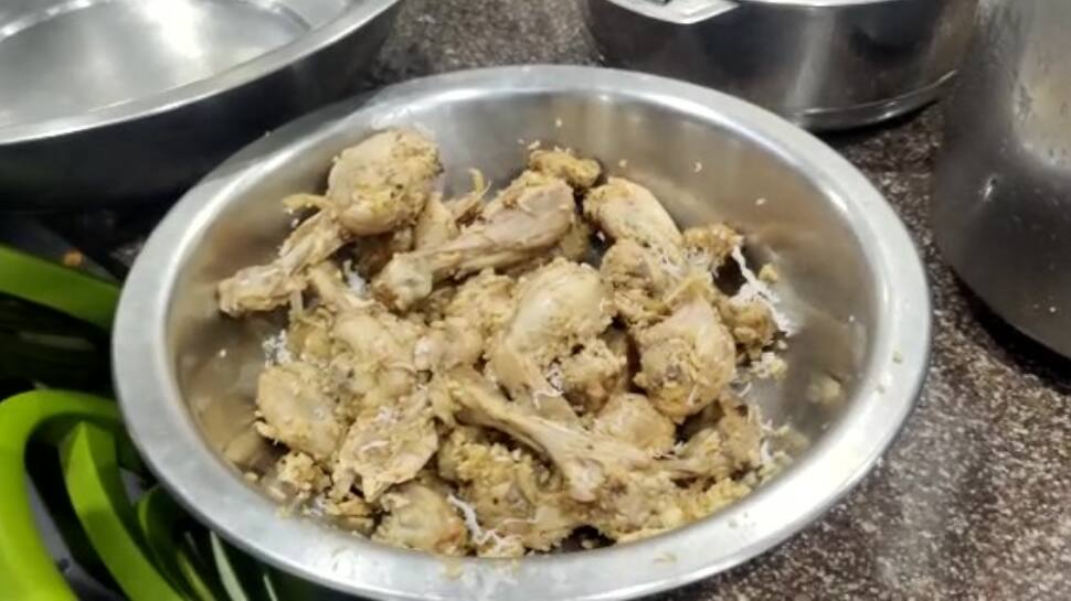 கோவையில் கெட்டுப்போன சிக்கன் கறிகள் - அம்பலமாகும் ஹோட்டல் ரகசியங்கள்.!