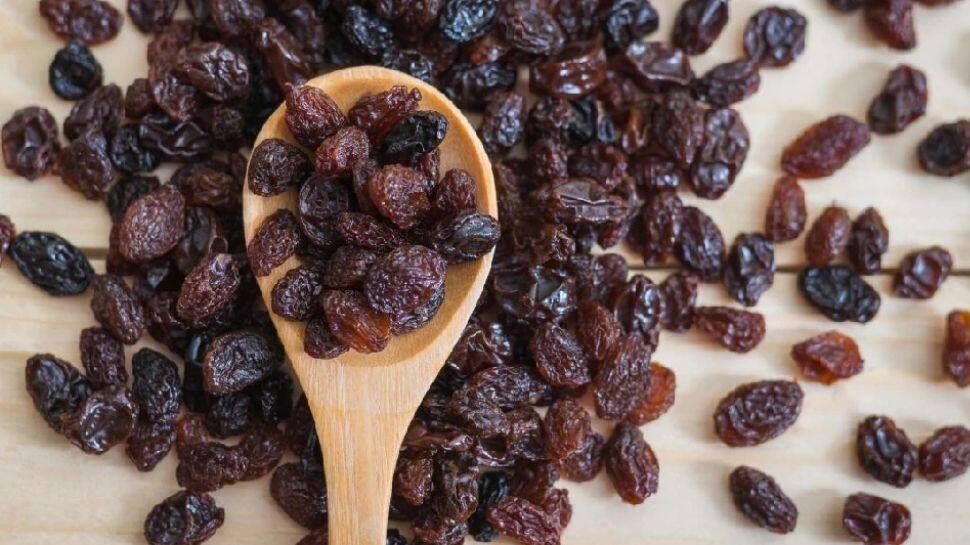 If you eat too many raisins, these health effects will come