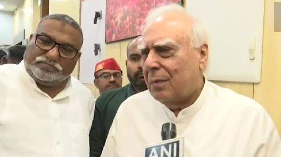 காங்கிரஸ் கட்சியில் இருந்து விலகிய கபில் சிபல்