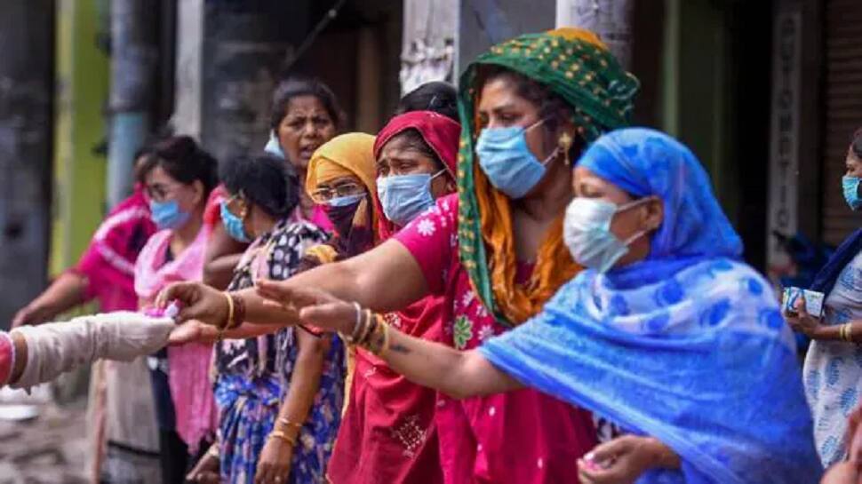 பாலியல் தொழிலாளிகளை கைது செய்யக்கூடாது - உச்சநீதிமன்றம்