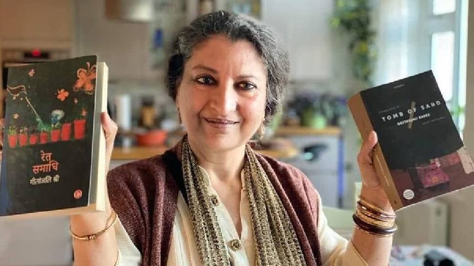 புக்கர் விருது  வென்ற இந்தி நாவல்