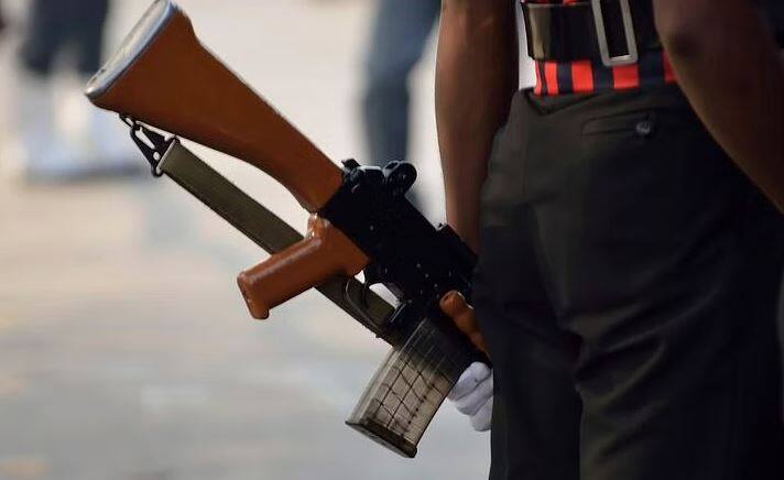 தமிழகத்தில் தயாராகி ராணுவம் செல்லும் துப்பாக்கிகள்! 