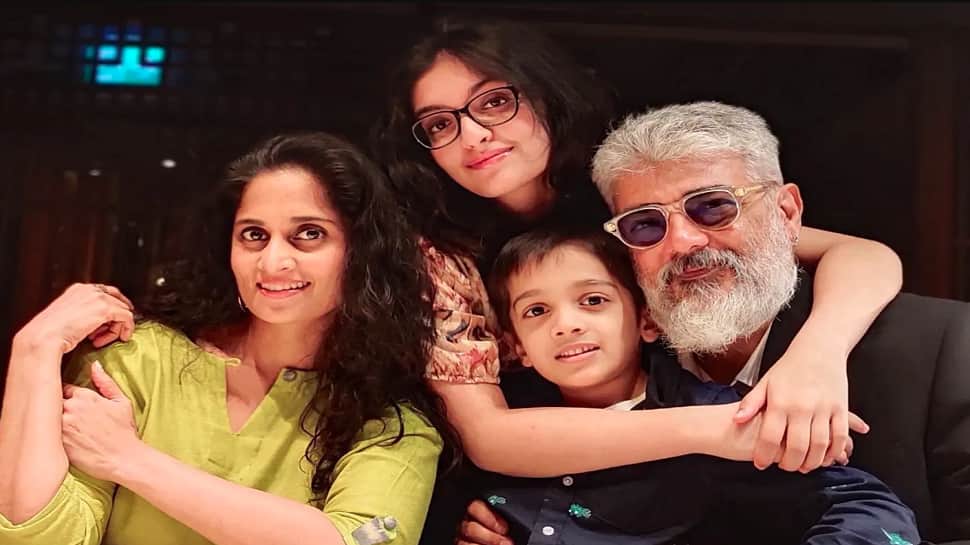 ‘விக்ரம்’ படம் பார்த்த நடிகர் அஜித் குடும்பம்!- வைரல் புகைப்படங்கள்!