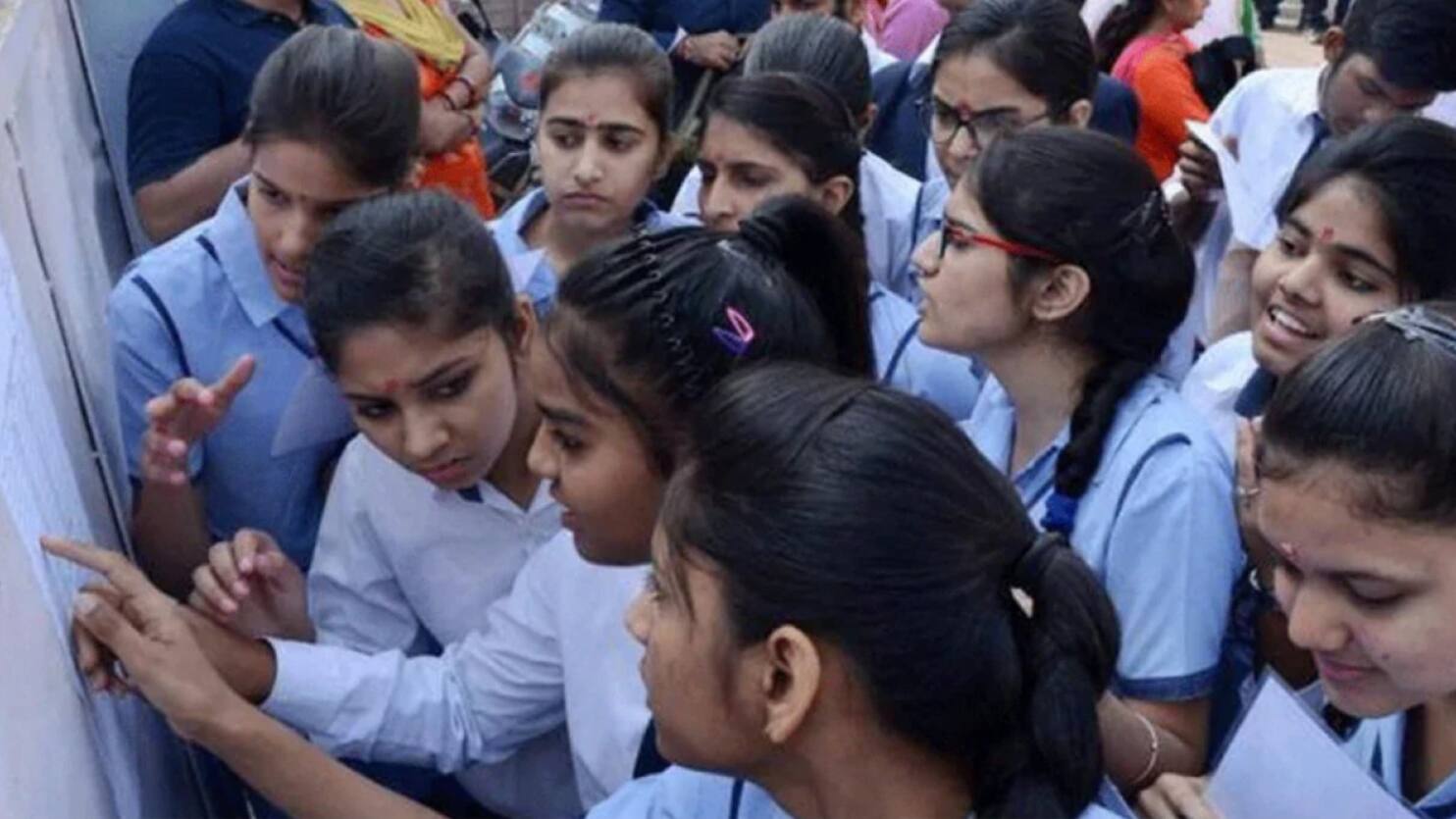 தமிழகத்தில் 10ம் வகுப்பு பொதுத்தேர்வு முடிவு தேதி அறிவிப்பு!